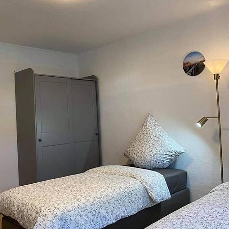 Beste Lage In Rostock: 2-Zimmerwohnung Mit Balkon Im 1.Og Exterior photo